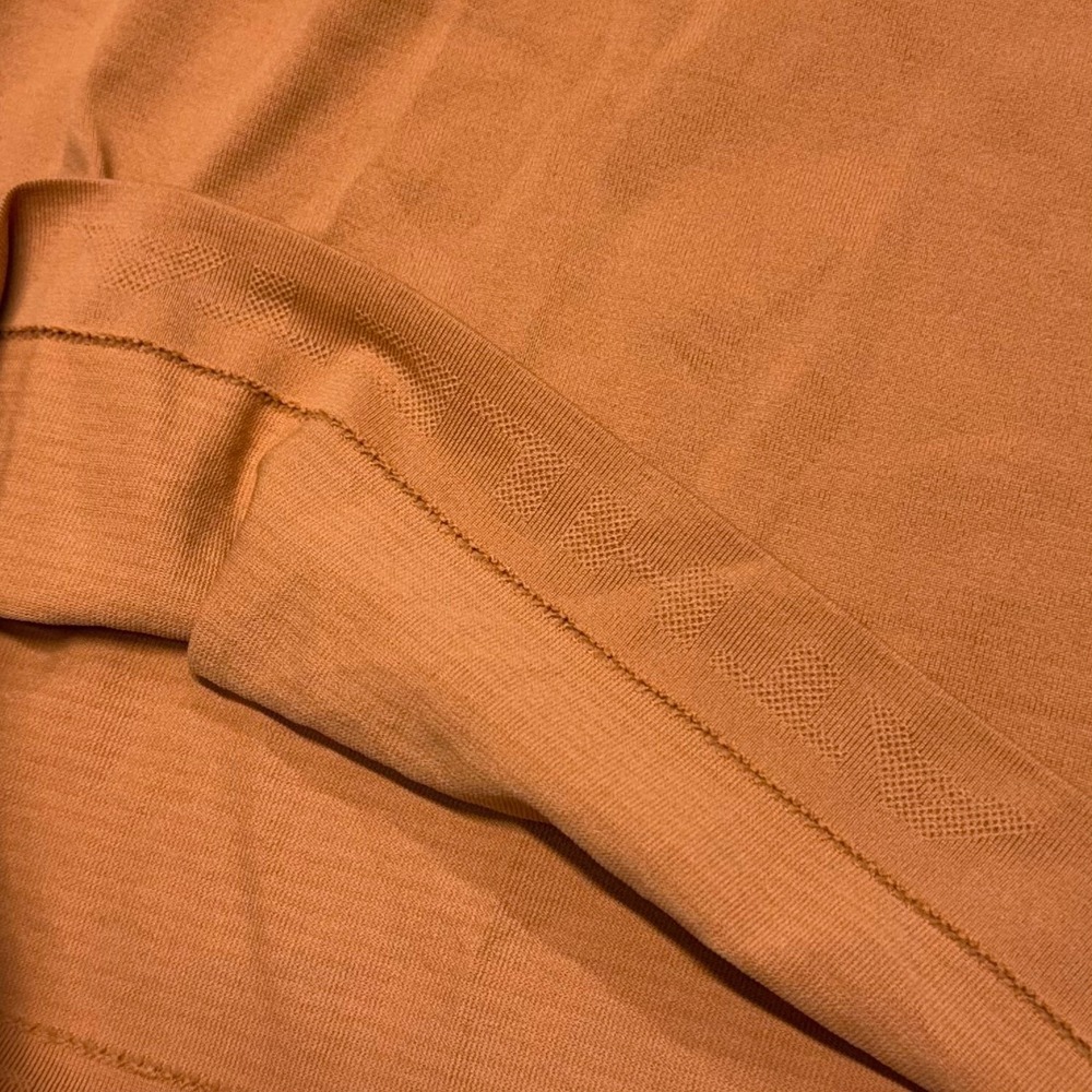 NWT Athleta Relaxed Tee Womens Medium Orange Short Sleeve Wicking Crop NEW - Picture 12 of 12
